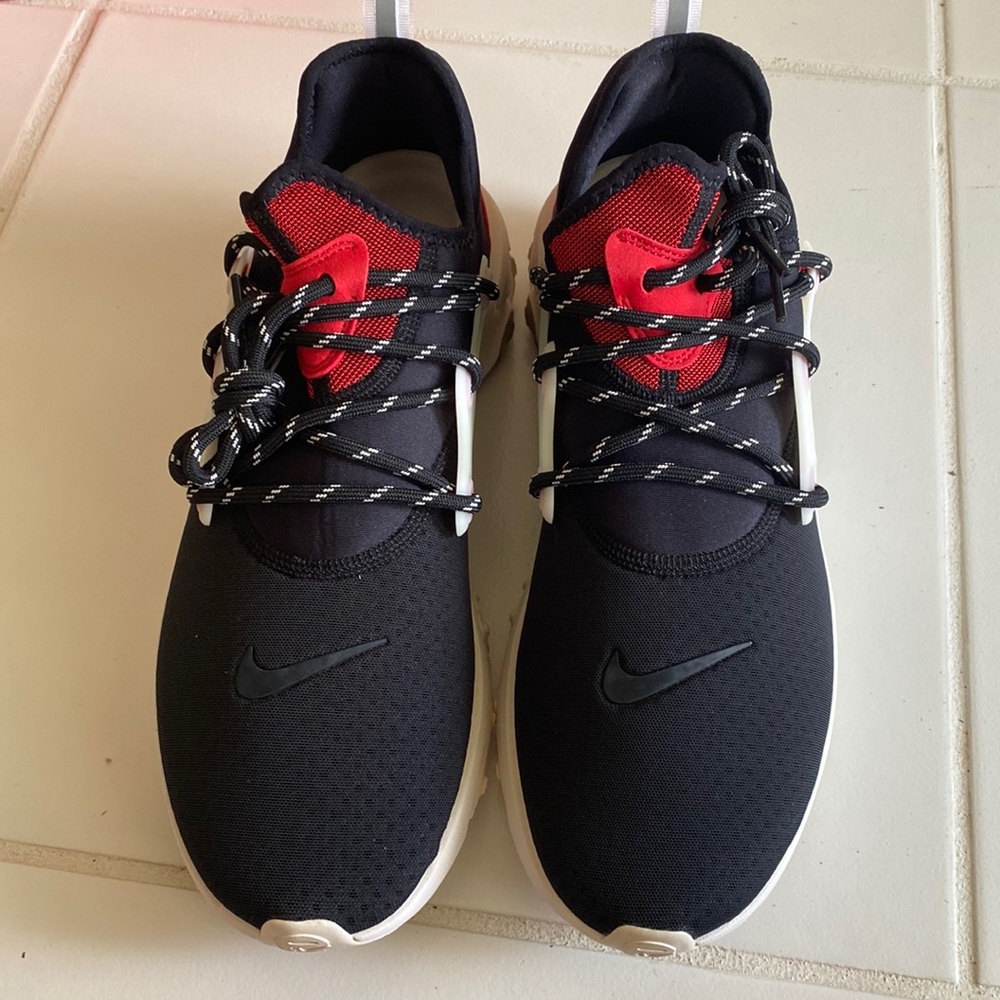Nike React Presto, Black Phantom Red